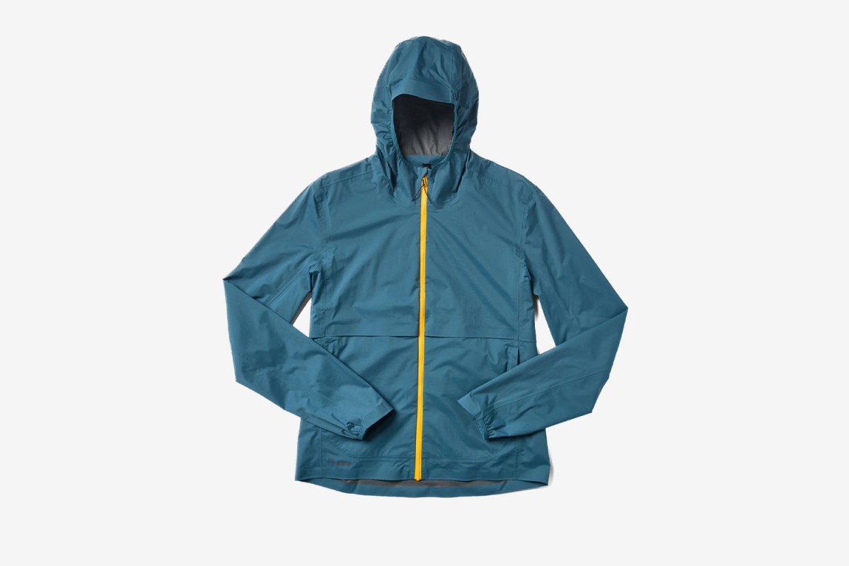 For the Milehound: Janji Rainrunner Pack Jacket 2.0