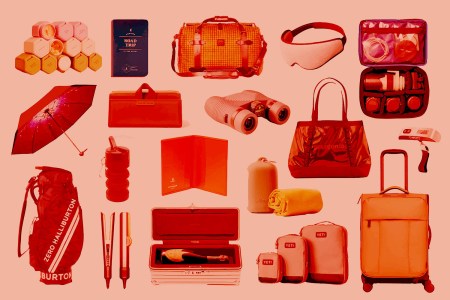 Best travel gifts to give this holiday 2023